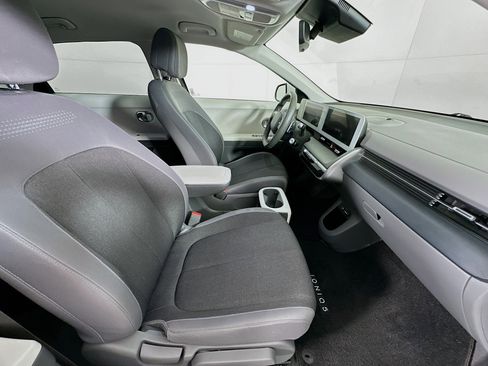 Used 2024 Hyundai Ioniq 5 SEL image 31