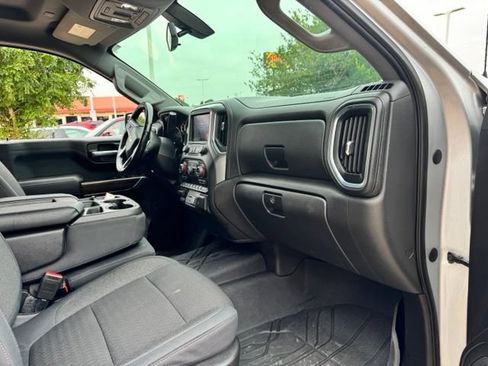 Used 2019 Chevrolet Silverado 1500 LT w/ All-Star Edition AWD/4WD image 32