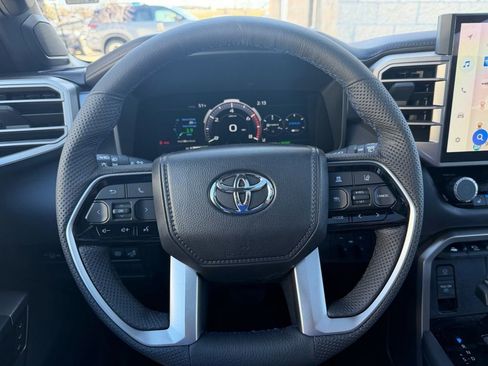 Used 2026 Toyota Sequoia Platinum image 24