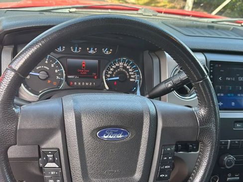 Used 2011 Ford F150 XLT w/ XLT Convenience Pkg image 13