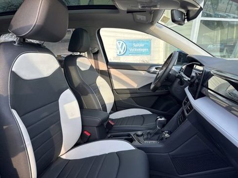 New 2025 Volkswagen Taos SEL image 41