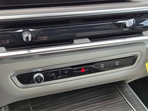 New 2026 BMW X5 M60i image 22