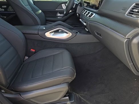 New 2026 Mercedes-Benz GLS 450 4MATIC image 48