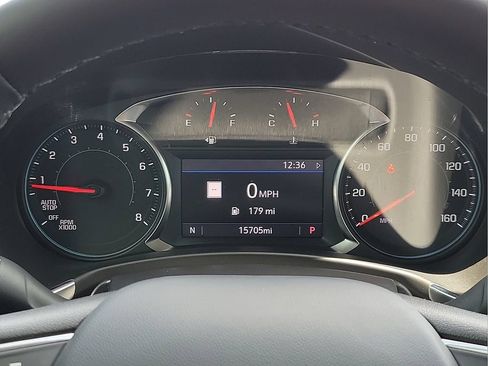 Used 2023 Chevrolet Equinox Premier AWD/4WD image 18