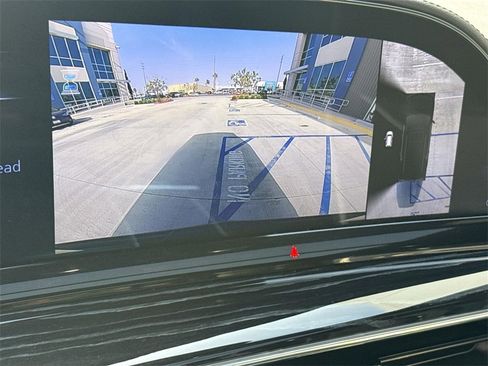 Used 2023 Cadillac Escalade ESV Sport image 13