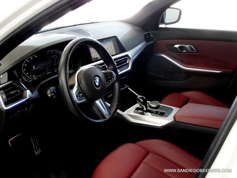 Used 2022 BMW 330i Sedan w/ M Sport Package RWD image 26