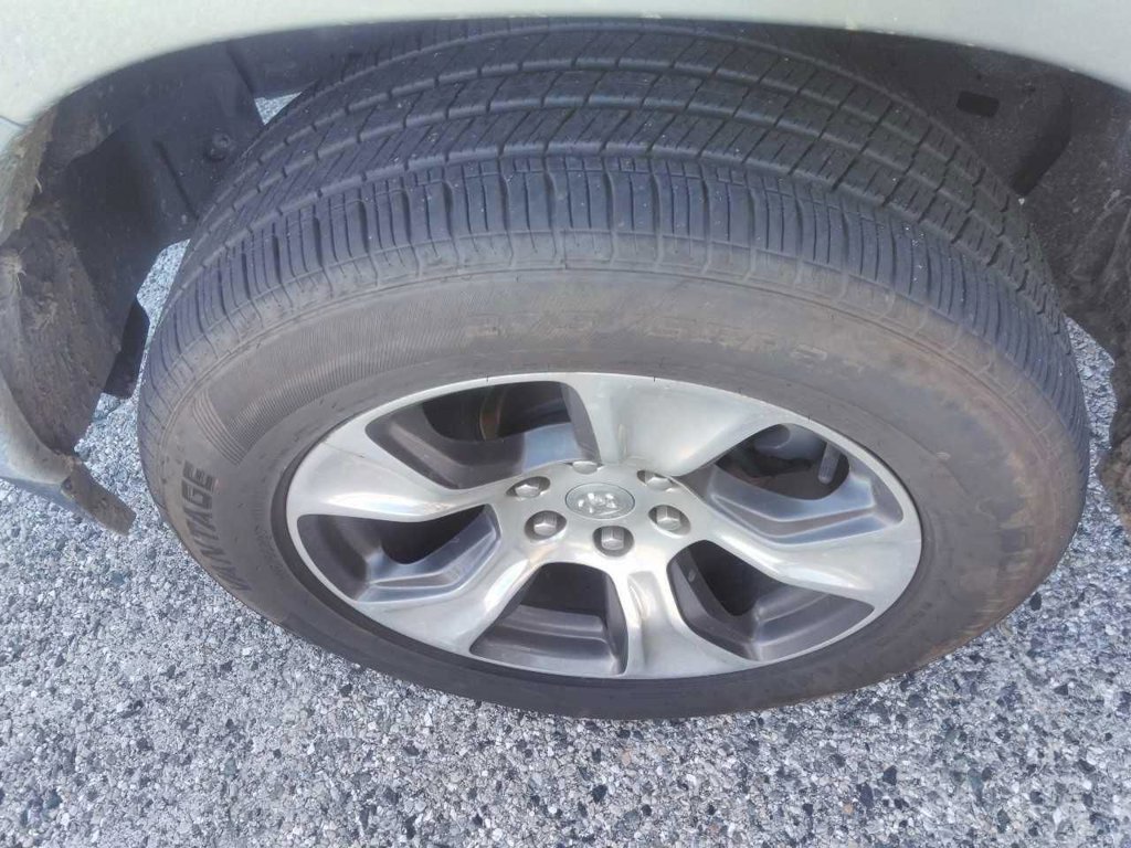 Used 2024 RAM 1500 Laramie RWD image 15