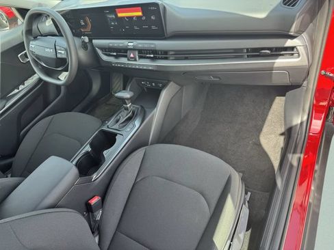 New 2026 Kia K4 FWD image 16
