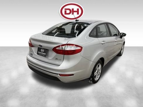 Used 2019 Ford Fiesta SE w/ Cold Weather Package image 12