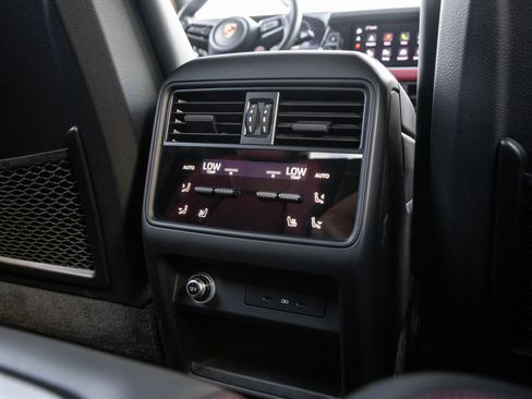 Certified 2024 Porsche Cayenne Turbo GT image 28