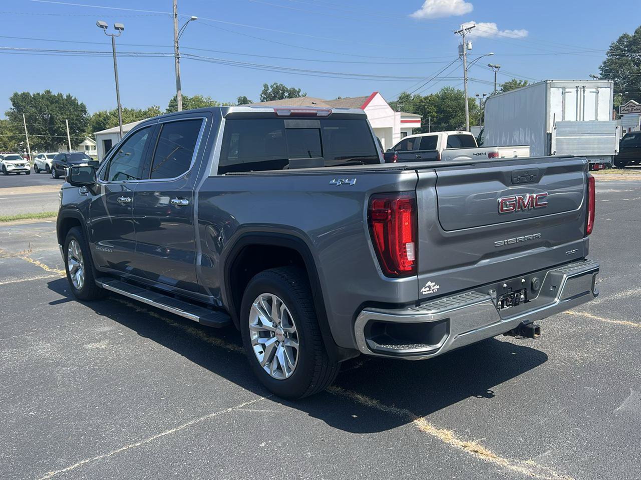 Used 2019 GMC Sierra 1500 SLT w/ SLT Premium Package AWD/4WD image 9