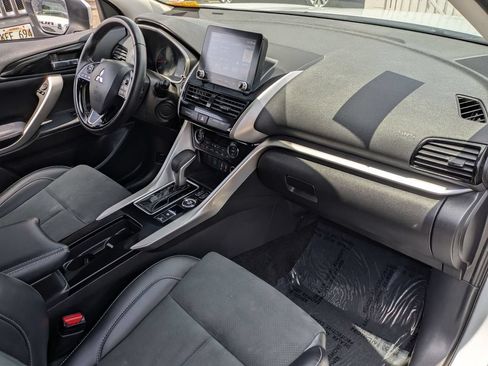 Used 2025 Mitsubishi Eclipse Cross SE AWD/4WD image 29