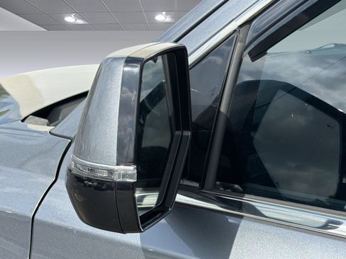 Used 2019 Cadillac Escalade Luxury AWD/4WD image 26
