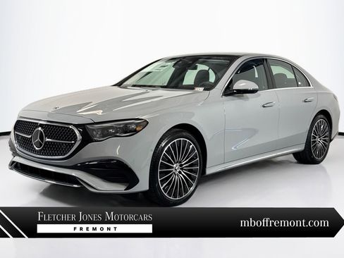 New 2026 Mercedes-Benz E 450 4MATIC Sedan image 1