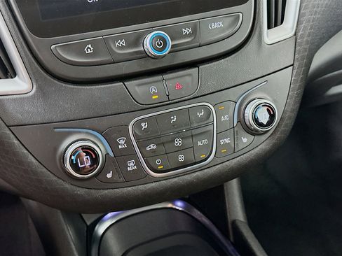 Used 2024 Chevrolet Malibu LT image 22