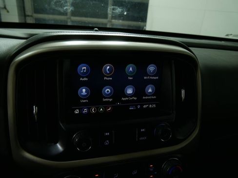 Used 2021 GMC Canyon Denali image 25