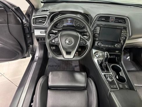 Used 2018 Nissan Maxima 3.5 SL FWD image 17