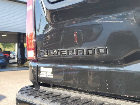 Used 2024 Chevrolet Silverado 2500 LTZ w/ LTZ Plus Package AWD/4WD image 7