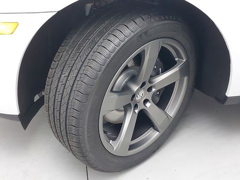 New 2026 Porsche Macan image 35