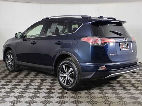 Used 2017 Toyota RAV4 XLE image 8
