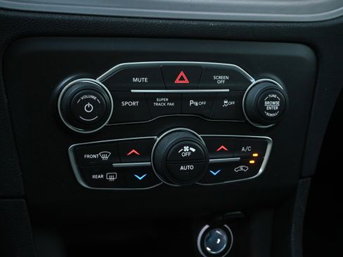 Used 2023 Dodge Charger R/T w/ Blacktop Package image 21