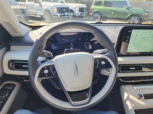 New 2026 Lincoln Aviator Reserve w/ Luxury Package image 36