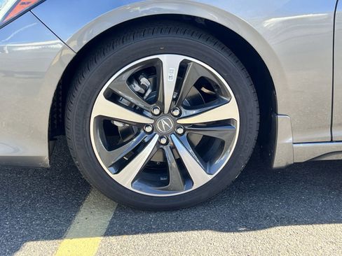 New 2025 Acura TLX w/ Technology Package image 9