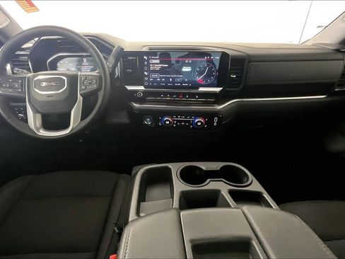 Certified 2024 GMC Sierra 1500 Elevation w/ X31 Off-Road Package AWD/4WD image 15