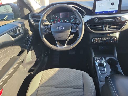 Certified 2022 Ford Escape SE w/ Convenience Package image 14