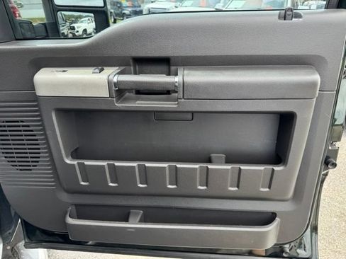 Used 2013 Ford F250 Lariat w/ Lariat Ultimate Pkg AWD/4WD image 16