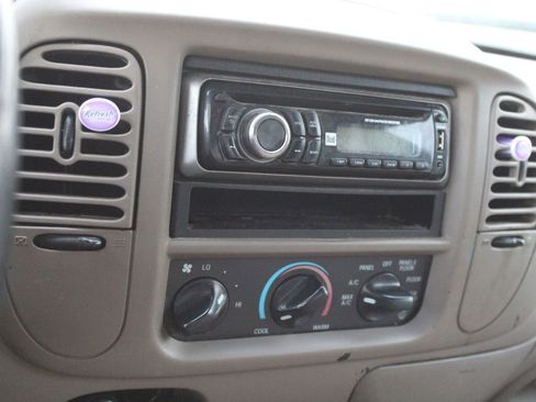 Used 2002 Ford F150 2WD SuperCrew image 16
