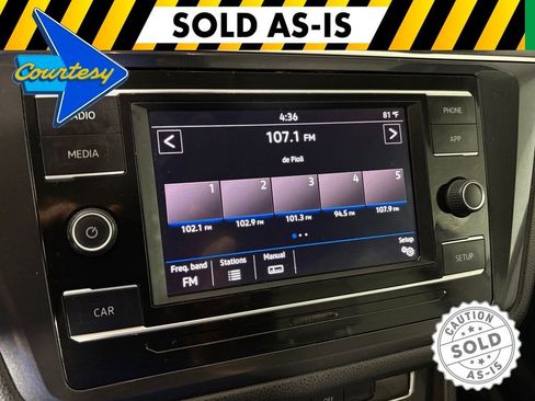 Used 2018 Volkswagen Tiguan S FWD image 23