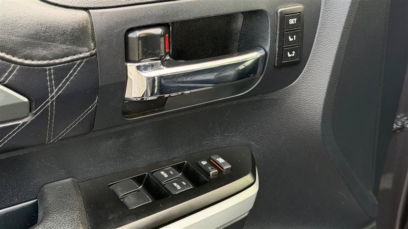 Used 2015 Toyota Tundra Platinum AWD/4WD image 22