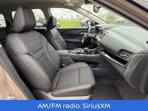 Certified 2025 Nissan Rogue SV w/ Rock Creek Premium Package image 16