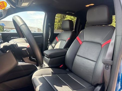 Used 2023 Chevrolet Colorado Z71 w/ Z71 Convenience Package 2 image 11