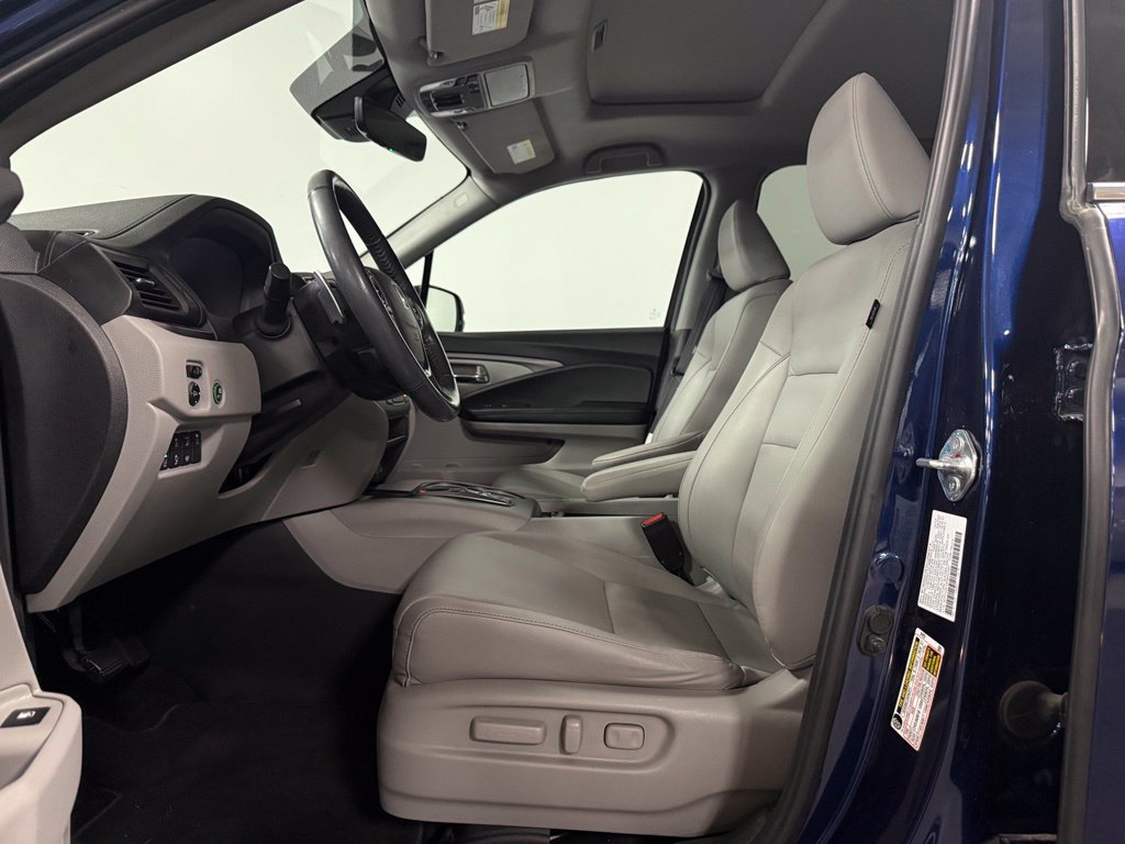 Used 2023 Honda Ridgeline RTL-E image 9