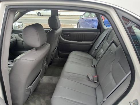 Used 2004 Toyota Avalon XLS image 7