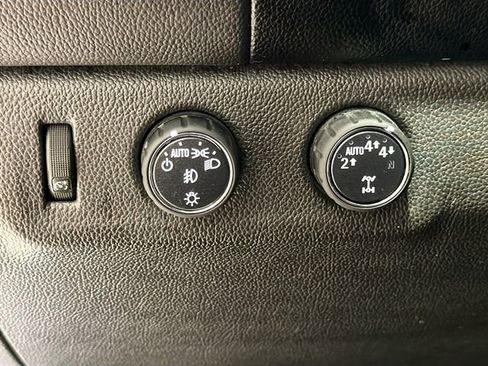 Used 2019 Chevrolet Colorado LT w/ LT Convenience Package AWD/4WD image 10