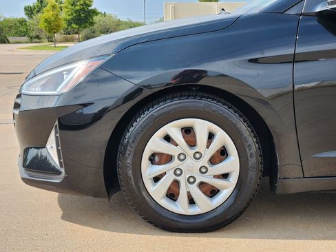 Used 2020 Hyundai Elantra SE FWD image 7