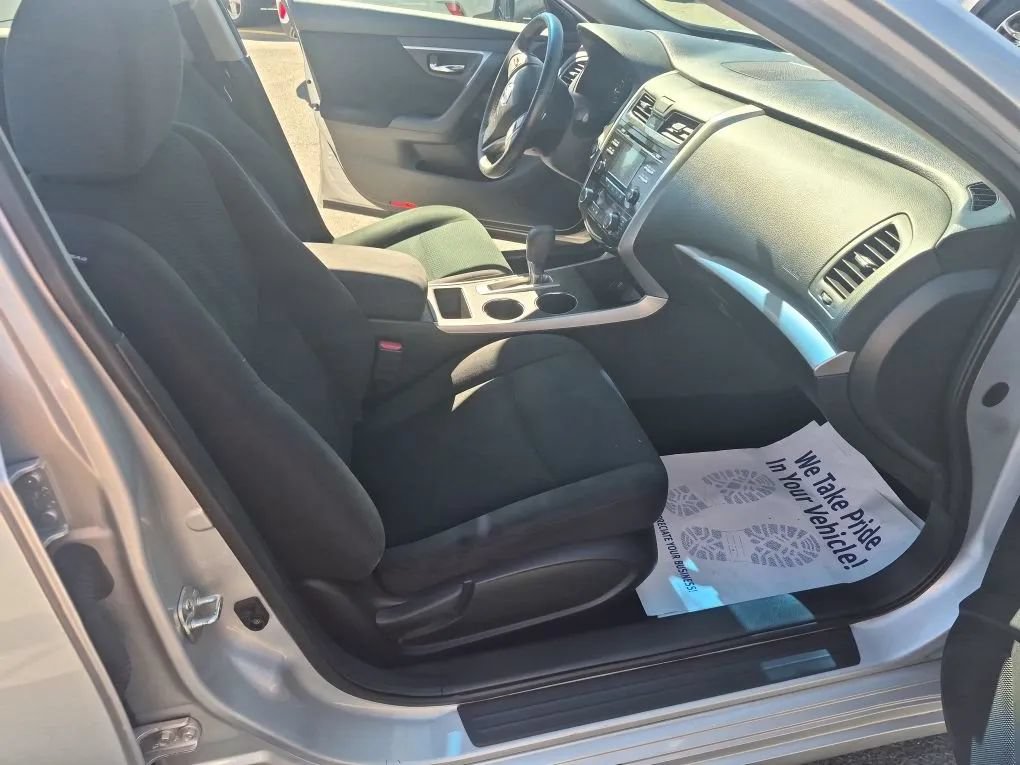 Used 2015 Nissan Altima 2.5 SV w/ Convenience Package FWD image 20