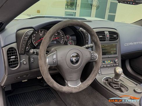 Used 2013 Chevrolet Corvette 427 w/ 1SC Preferred Equipment Group RWD image 12