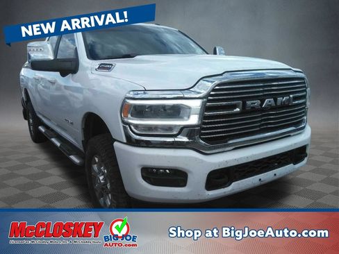 Used 2023 RAM 2500 Laramie AWD/4WD image 1
