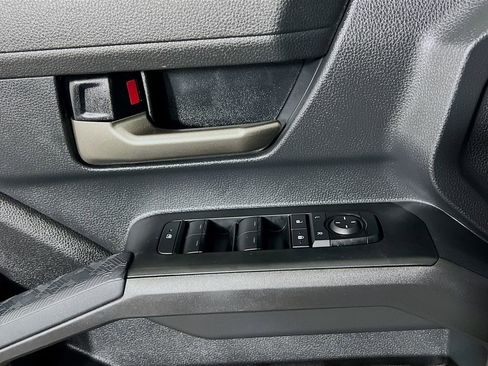 Certified 2025 Toyota Tacoma TRD Sport image 18