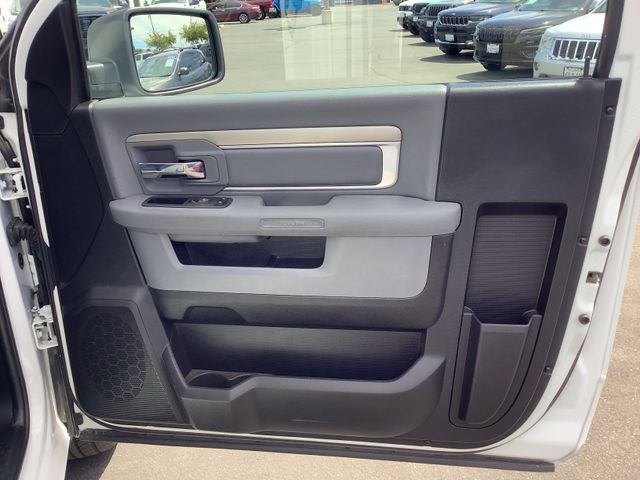 Used 2019 RAM 1500 Classic SLT AWD/4WD image 27