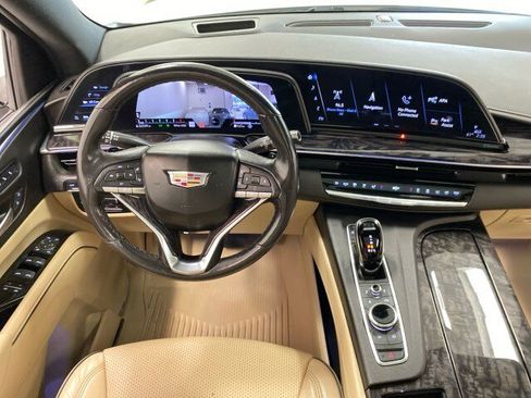 Used 2021 Cadillac Escalade Premium Luxury w/ Performance Package AWD/4WD image 14