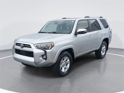 Used 2022 Toyota 4Runner SR5 Premium image 7