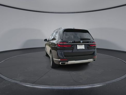 Used 2023 BMW X7 xDrive40i w/ Premium Package AWD/4WD image 7