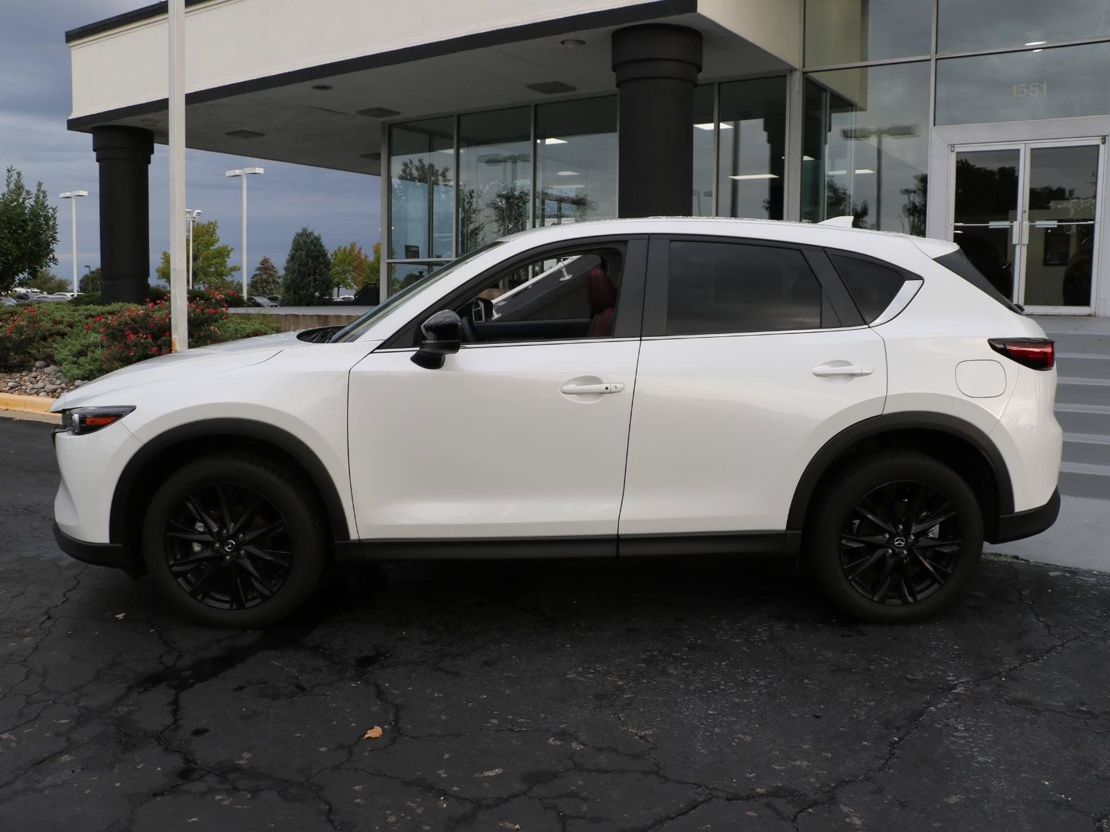Certified 2025 MAZDA CX-5 Carbon Edition AWD/4WD image 2