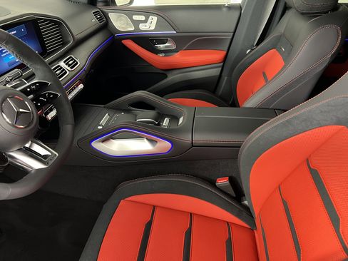 New 2025 Mercedes-Benz GLE 53 AMG 4MATIC image 4