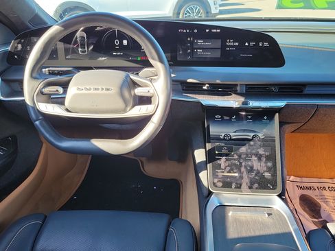 Used 2023 Lucid Air Touring image 6
